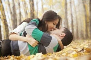 Romantic Couple Picture DP Collection for Facebook & WhatsApp